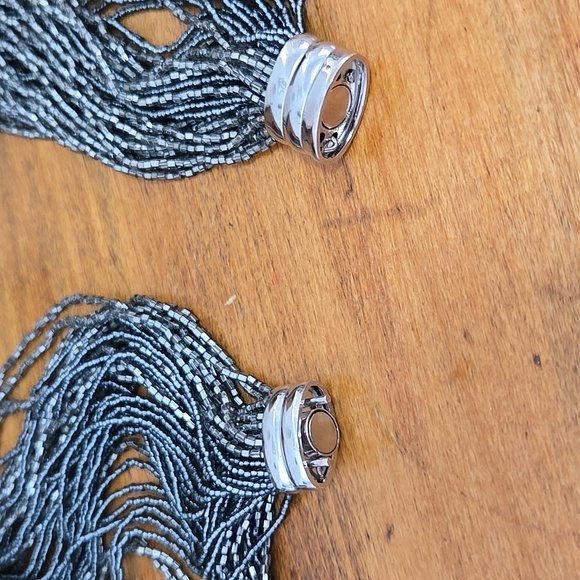 METALLIC BEAD TORSADE NECKLACE - Picture 5 of 5